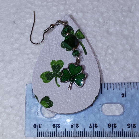 St. Patrick's day Earrings, New, Lt. wt vinyl tear drop, Crystal & charm dangle - Picture 5 of 5